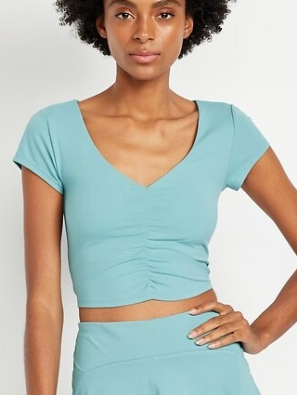 Old Navy Studio Smooth Crop Tee With Built In Shelf Bra Size XL Petite